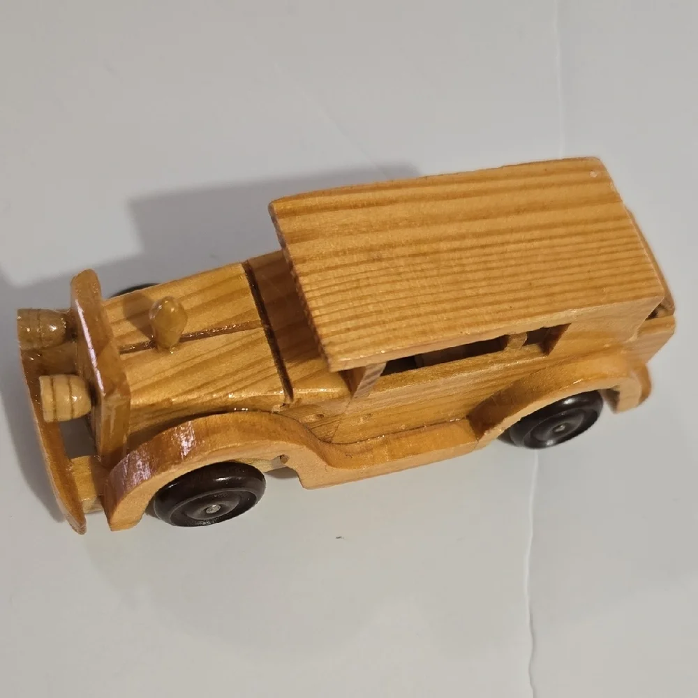Classic Retro Hand-Crafted, Vintage-Style Wooden Model Car